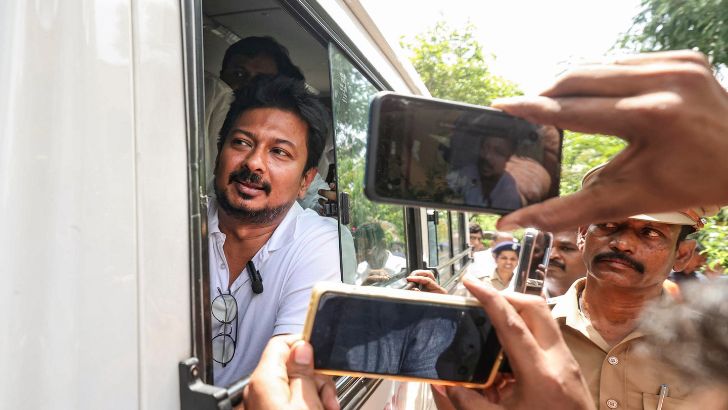 https://www.salarnews.in/public/uploads/images/newsimages/maannewsimage04082026_161942_Udhayanidhi .jpg